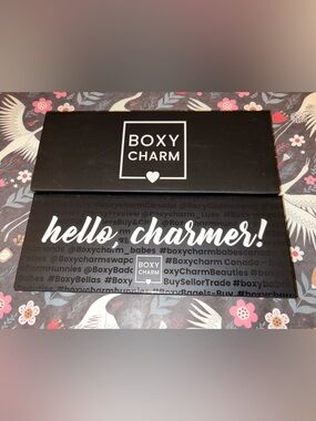 BoxyCharm Hello, Charmer Eyeshadow Palette